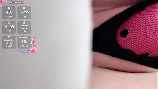 520Muzi_ live cam on StripChat