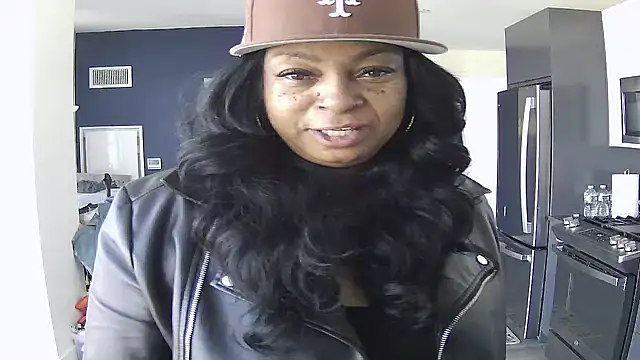MSweetLindaParks live cam on StripChat