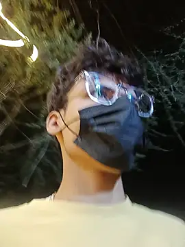 Hornyboy337