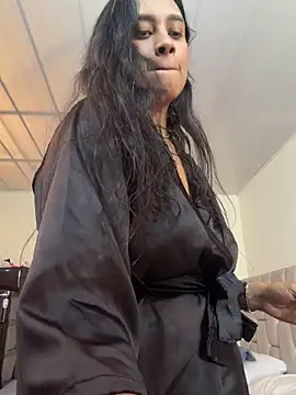 LunaHeat live cam on StripChat