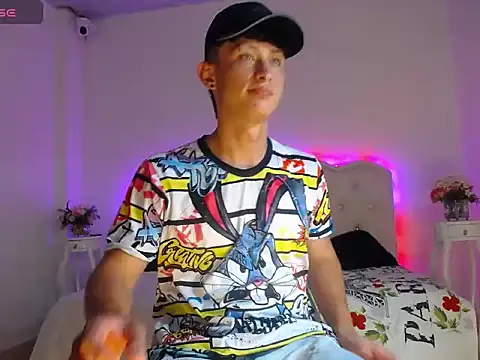 Maverick27_ live cam on StripChat