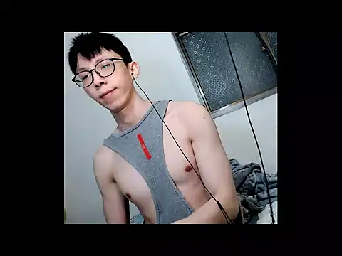 labyrinthos live cam on StripChat