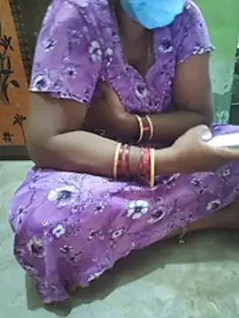 Tamilselviroja- live cam on StripChat
