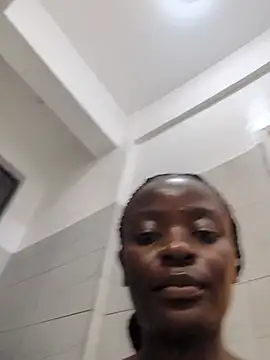 bustytemptress1