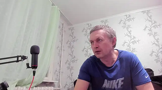 SanFrantsisko live cam on StripChat