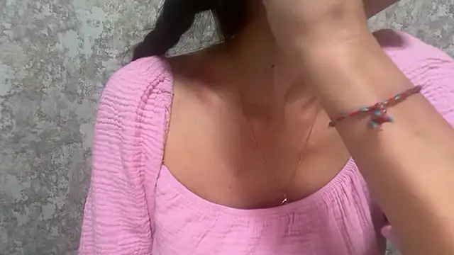 angelinaa19 (F milf) - pussy finger