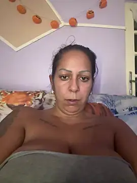 wildfarmbabe (F milf) - Make me topless / félmeztelen
