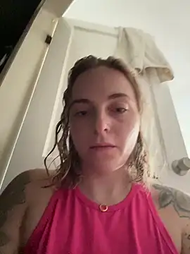 jaseyrae (F young) - just woke up.. shower w/ me 💦