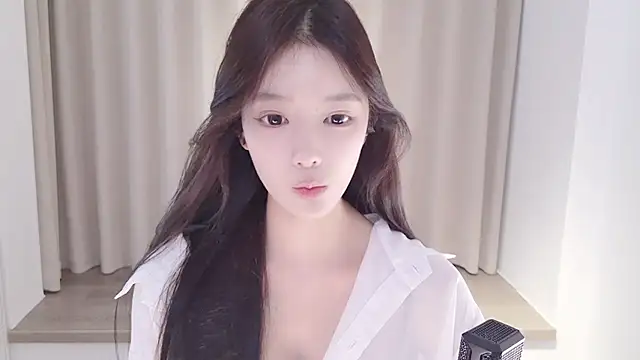 initial-lucky live sex cam
