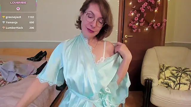 summerliza (F milf) - 5. panties off