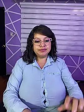 MiiaaJoness