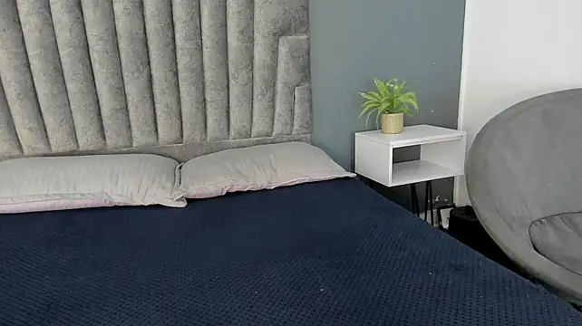 charlie___musk (M twink) - Let´s cum together!