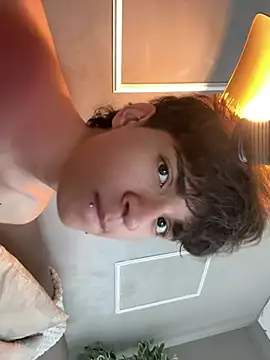 phineas_flynn_ (M twink) - undress me sexy