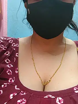 radhika7979 webcam