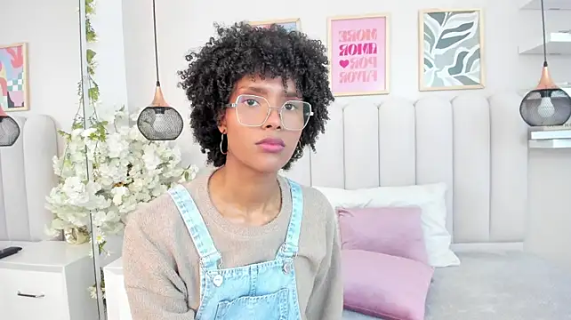 Megan__Hart_