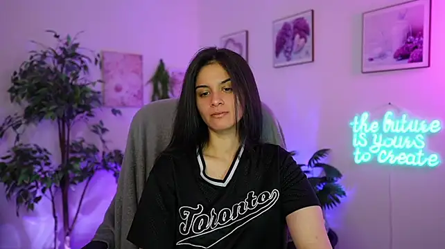 Hanna_Rai live cam on StripChat