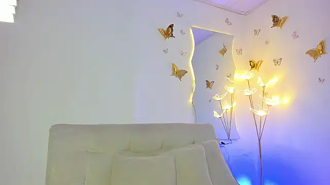 ArohomLester_