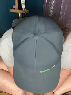 Queen_CamiXO live cam preview