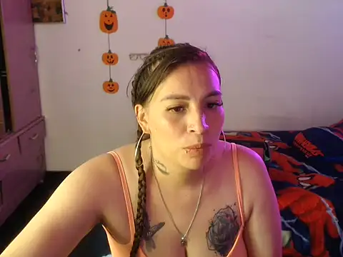 layanafuckass