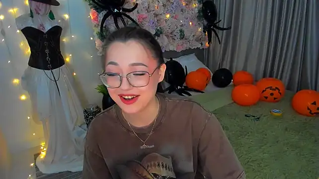 SereneFlame live cam on StripChat
