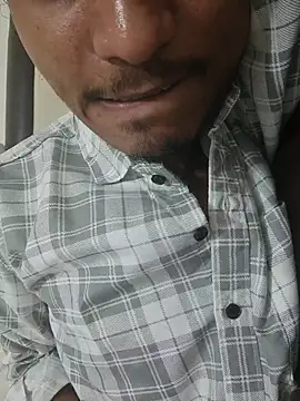 Shivmumbai19t live cam on StripChat