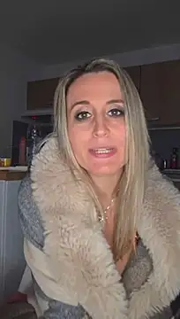 malicia-hot (Ask my age) - Flash chatte