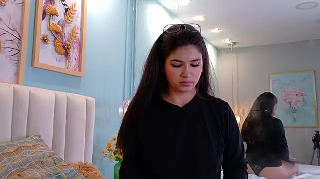 AnahiaLopez live cam on StripChat