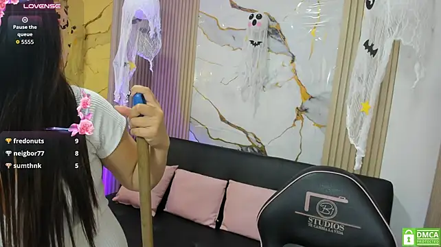 Eliizabeth_tay webcam