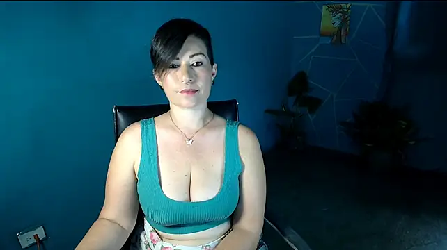 sunny-gaby (F milf) - make me squirt
