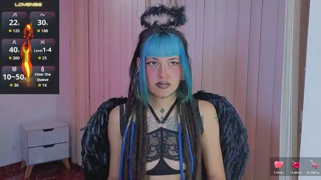 _sharlotte777 live cam on StripChat