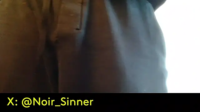 sinnernoir live cam on StripChat