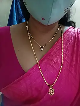 sushma26 Live Webcam on Stripchat