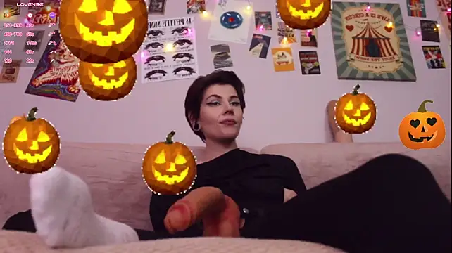 Luna_Blake