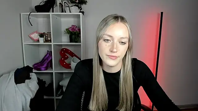 EvelynBlond