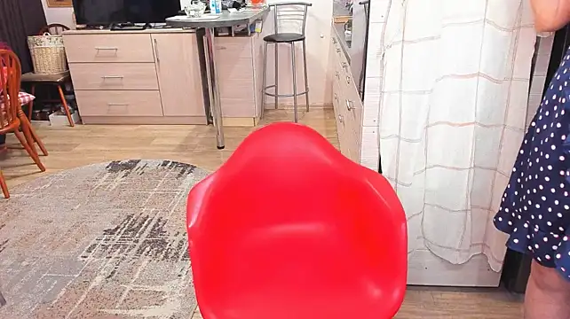 Tina_Joness