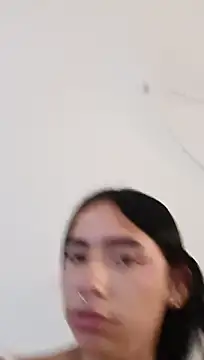 ivyy_sweet_ (F teen) - Spank ass x5