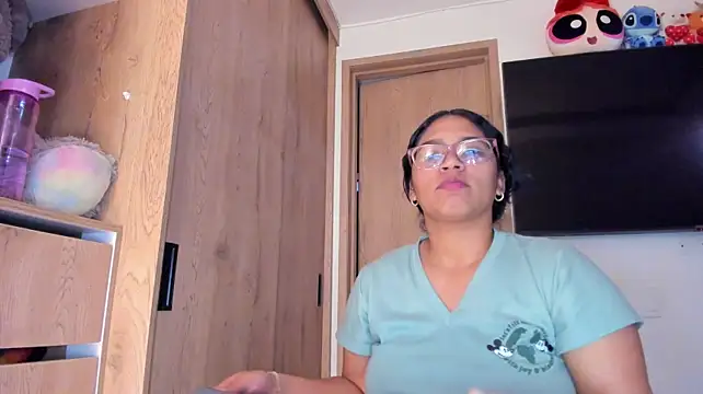 Vickyy30_