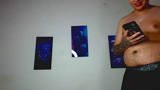 CrissConor live cam on StripChat