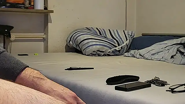 alphapimmelchen (Ask my age) - #balds #daddies #european #german #handy #hd #masturbation #medium #orgasm #small-audience #straight #uncut #white