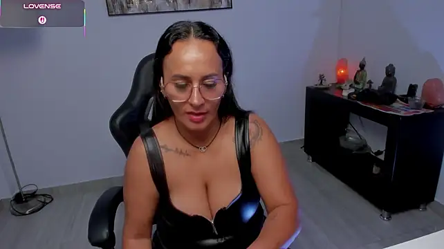 Sara_Charmy