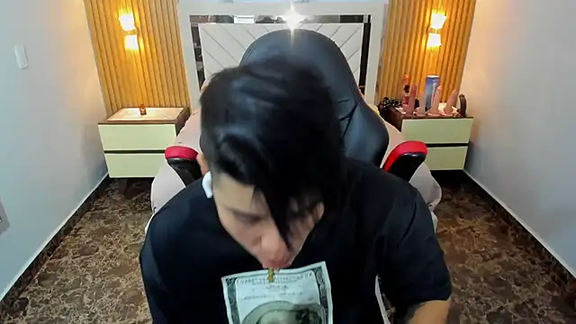 KAROLLJONES1