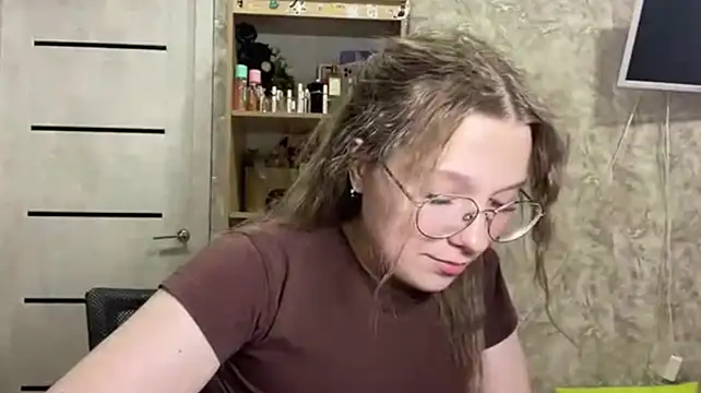 JoanaOrehek live cam preview
