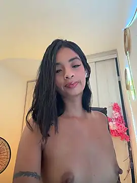 Annacherry_77 live cam on StripChat