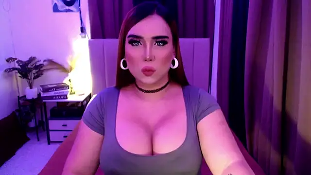 xxbigCOCKmollyxx live cam on StripChat