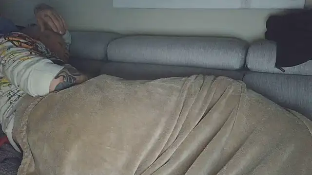 overmydadbody222 live cam preview