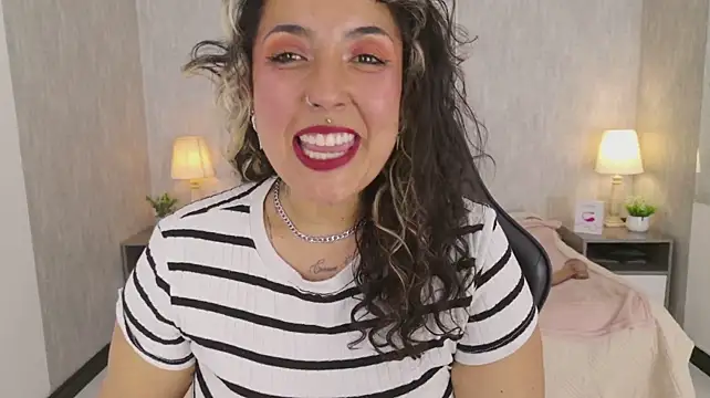 victoria_elektra (F young) - doggy with oil 💦
