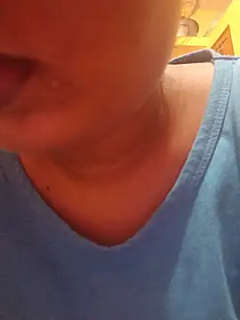 bhuvana_kannada live cam on StripChat