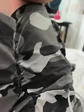 soyyoelque4 live cam preview