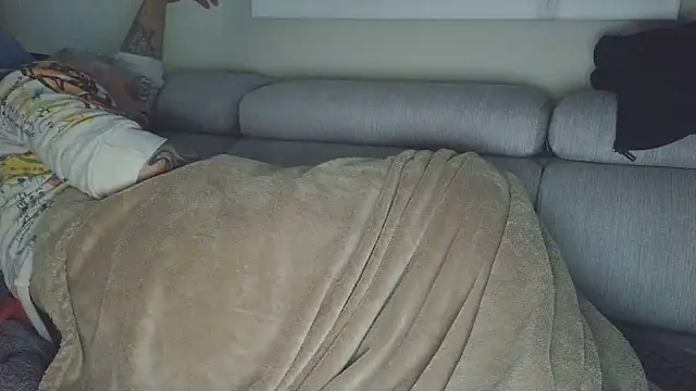 overmydadbody222 live cam preview
