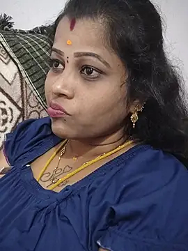 Jillukutty143 live cam on StripChat
